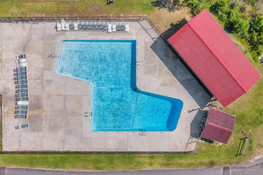 Surf City 2Br Park Home With Waterfront View And Parking Ngoại thất bức ảnh
